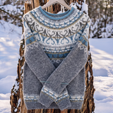 Vittoria – Warm Jumper with Delicate Winter Details